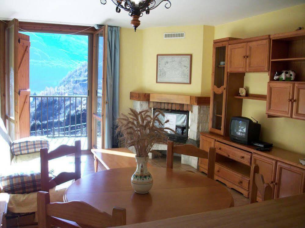 Apartamentos 3000 Escarrilla Buitenkant foto